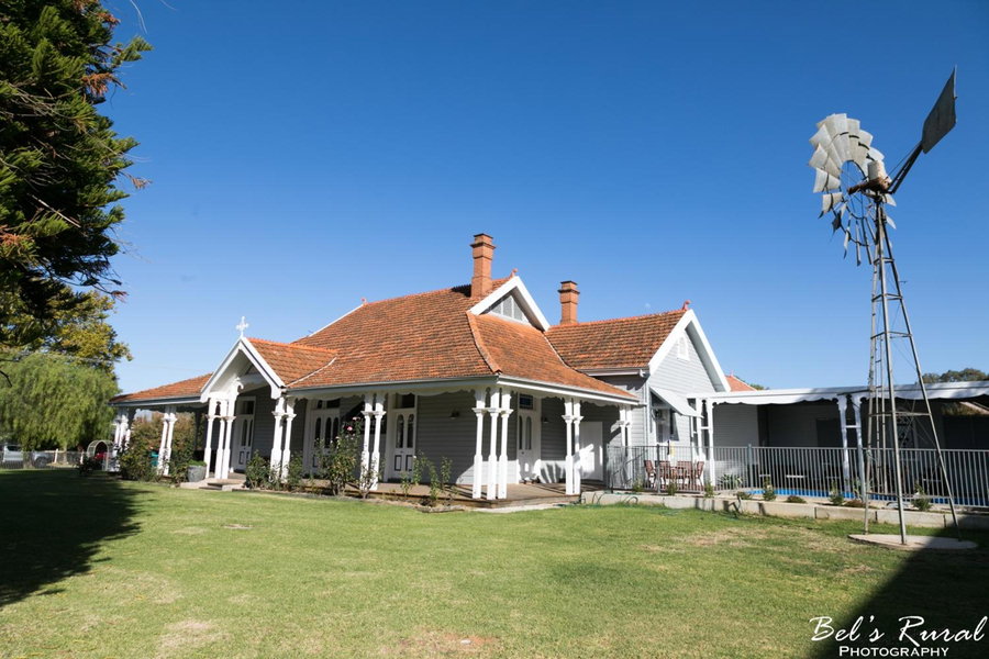 The Convent Boutique Accommodation plus Short Stay Holiday Homes, Hay, Australia