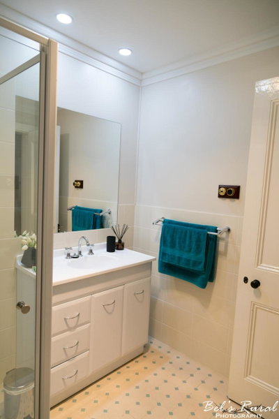 The Convent Boutique Accommodation plus Short Stay Holiday Homes, Hay, Australia