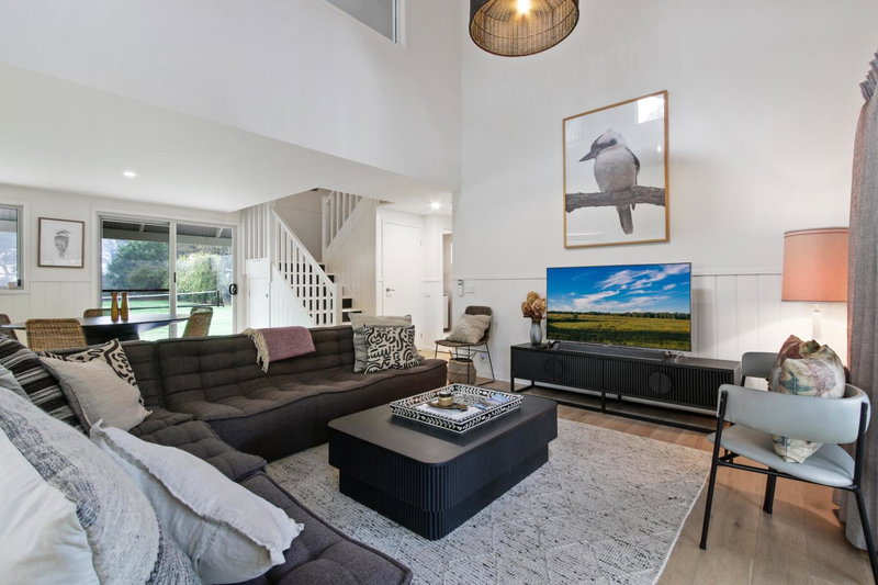 Cliff House Cottage - Modern Metung Retreat, Metung, Australia