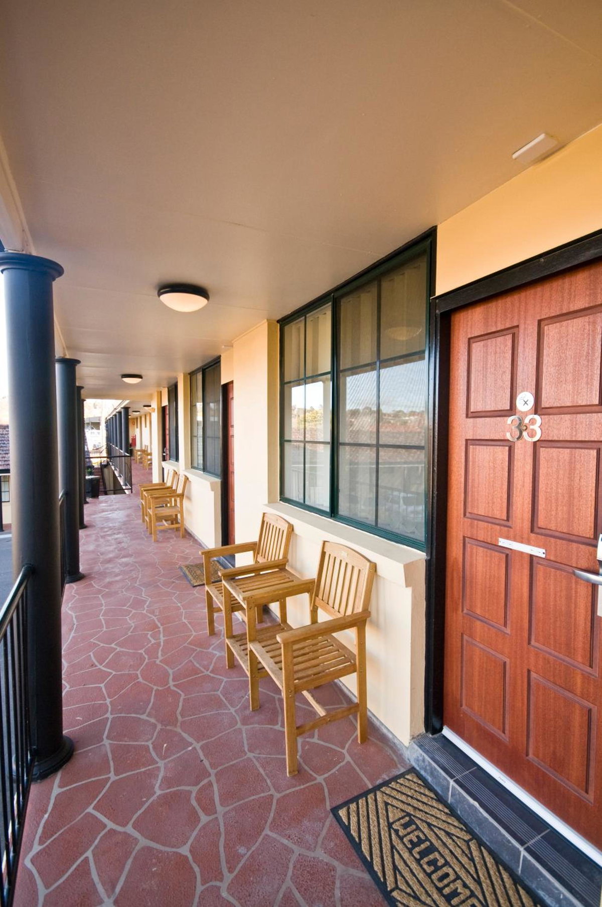 Country Plaza Motel, Australia