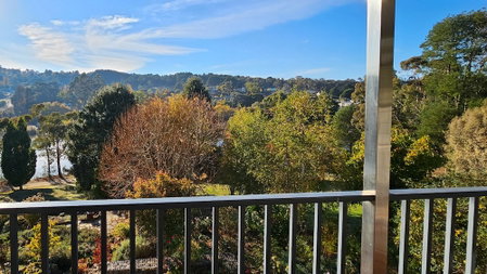 Balconies Lakeside, Daylesford, Australia