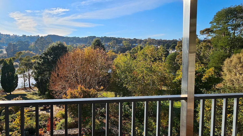 Balconies Lakeside, Daylesford, Australia