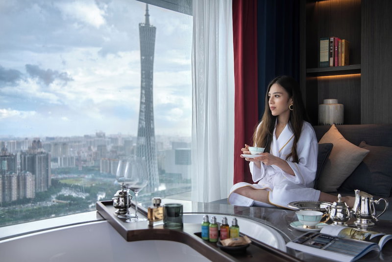 Elegant Hotel Guangzhou Zhujiang New Town Canton Tower, Guangzhou, China
