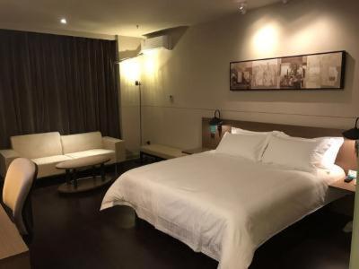 Jinjiang Inn Select Shangyu Wanda Plaza Shaoxing East Station, Shaoxing, China