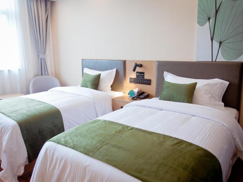 GreenTree Inn Fuyang City Yingzhou District Kuixing Road Business Hotel, Fuyang, China