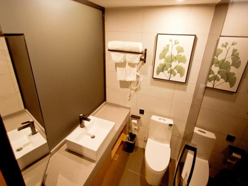 GreenTree Inn Fuyang City Yingzhou District Kuixing Road Business Hotel, Fuyang, China