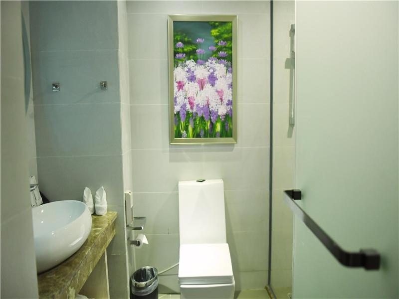 Lavande Hotel Guiyang Flower Orchard Fortune Plaza, Guiyang, China