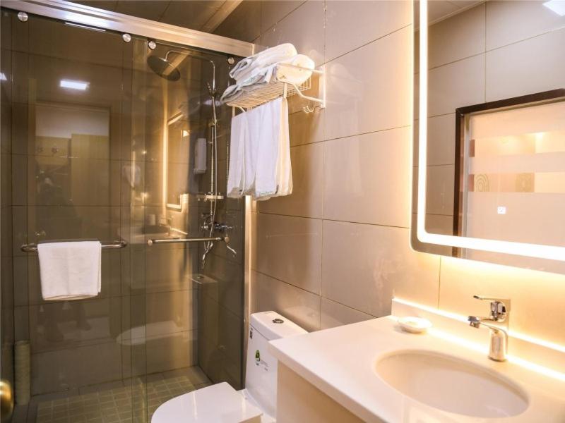 GreenTree Inn Nanjing Zhongshan Mausoleum Scenic Area Zhongling Street Subway Station Express Hotel, Nanjing, China