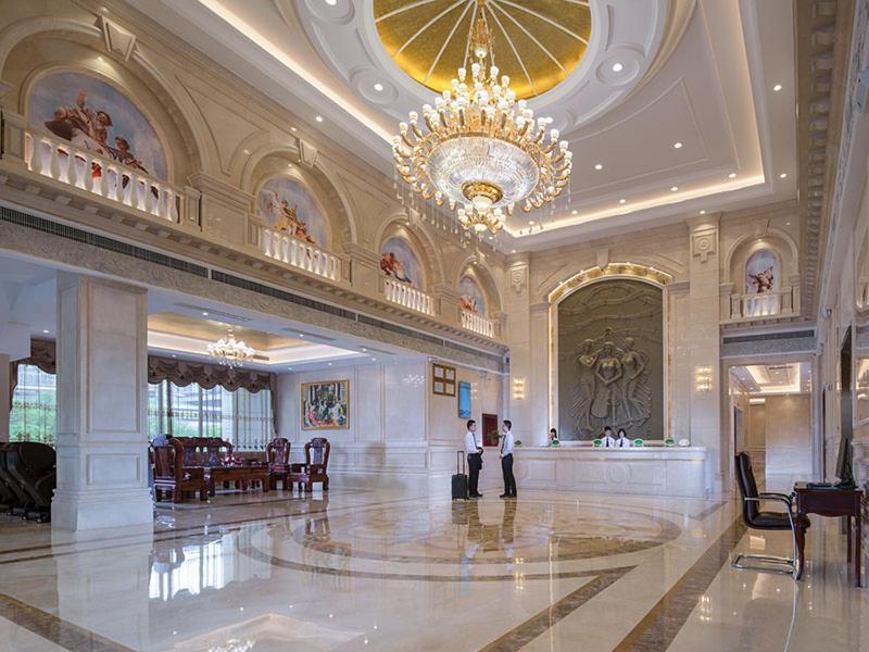 Vienna International Hotel (Zhuzhou liyu store), Zhuzhou, China