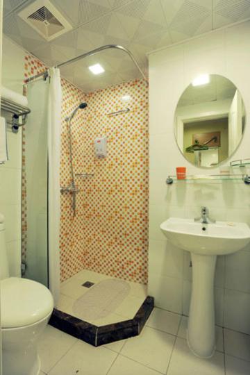 Home Inn Xiamen Jimei West Xinglin Road, Xiamen, China