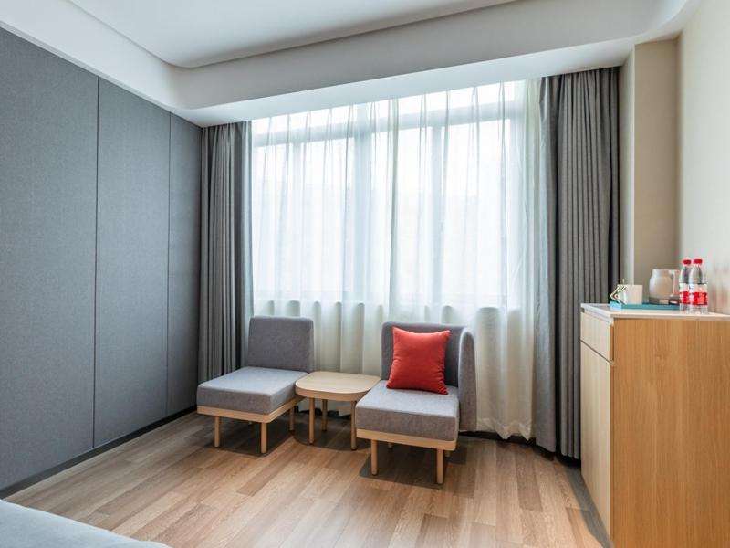LanOu Hotel Shanghai Sheshan National Forest Park Happy Valley, Songjiang, China