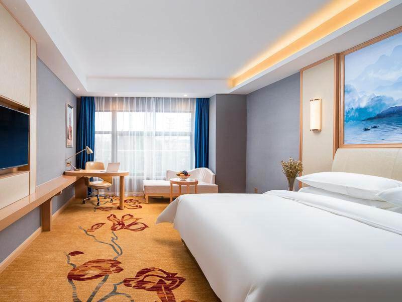 Vienna Hotel Lukou Airport, Jurong, China