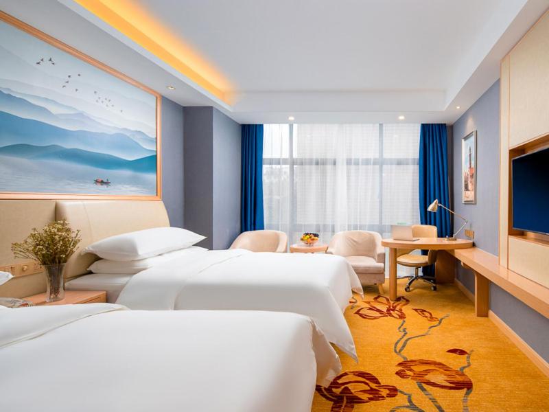 Vienna Hotel Lukou Airport, Jurong, China