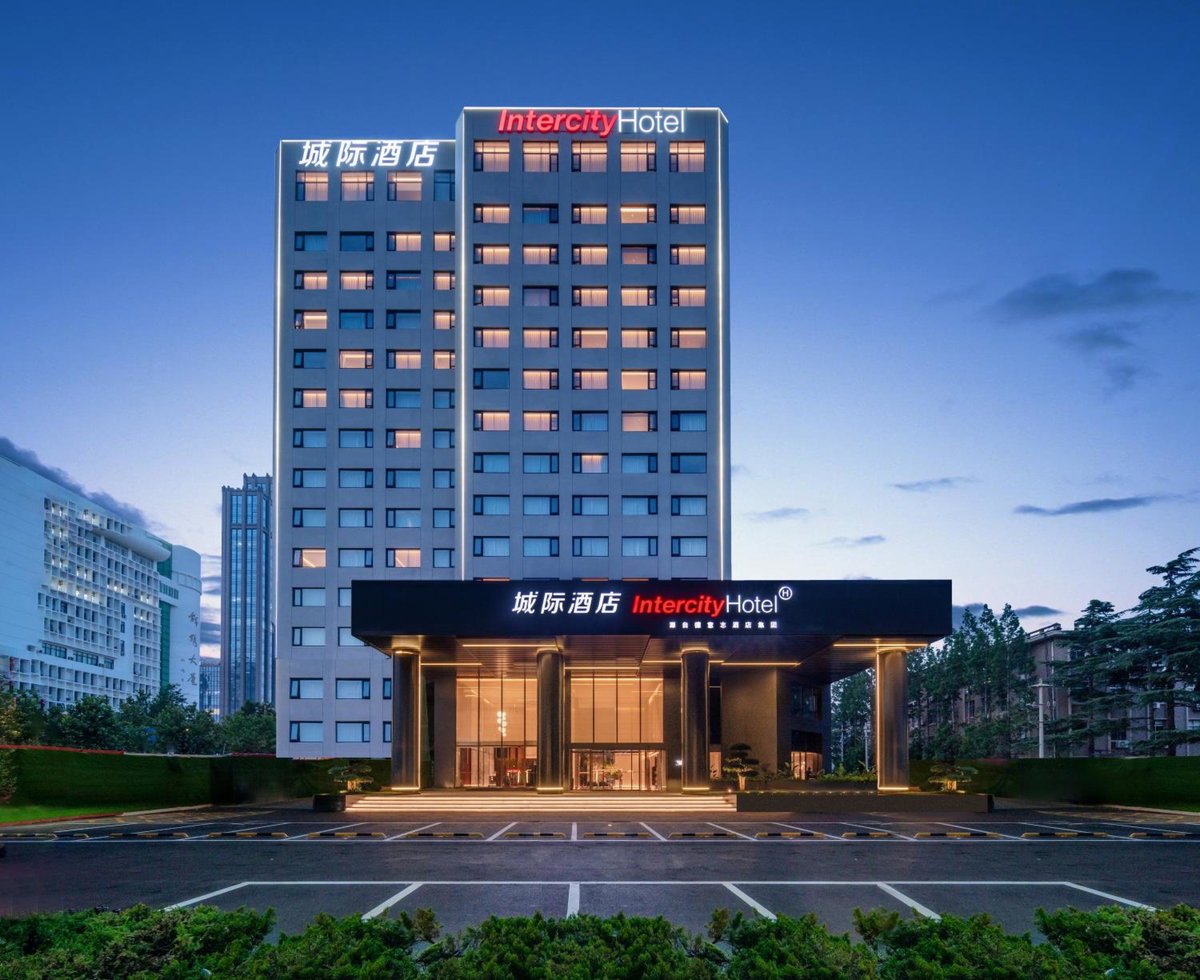 Intercity Hotel Yantai Binhai Square, China