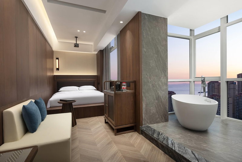 Days Hotel By Wyndham Weihai Huoju Eight Street, Weihai, China