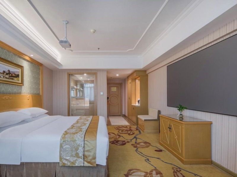 Vienna Hotel Nanning Qingxiu Mountain, Nanning, China