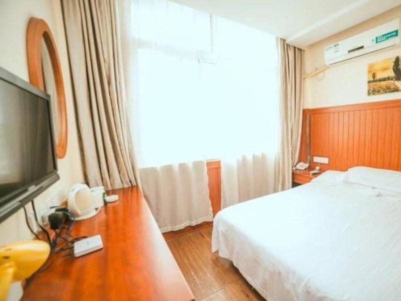 GreenTree Inn Yangzhou Slender West Lake Wencheng Attic Express Hotel, Yangzhou, China