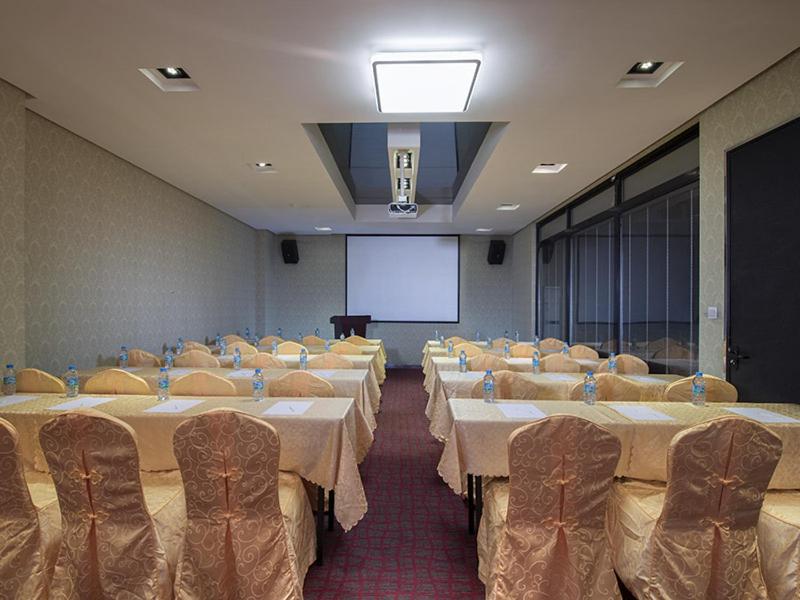 Vienna Hotel Dongguan Houjie Avenue, Dongguan, China