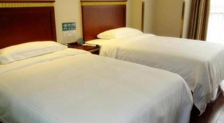 GreenTree Inn Heze Railway Station Hotel, Zhaolou, China