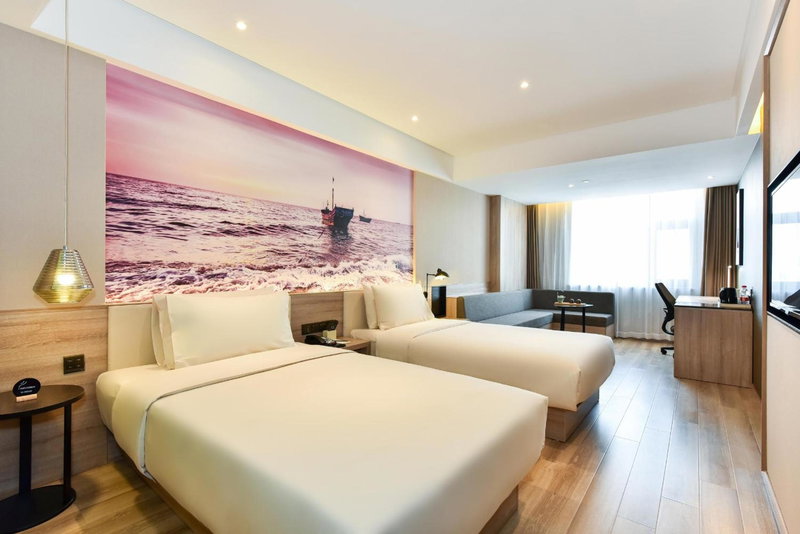 Atour Hotel Dalian Development Zone Jinma Road, Dalian, China