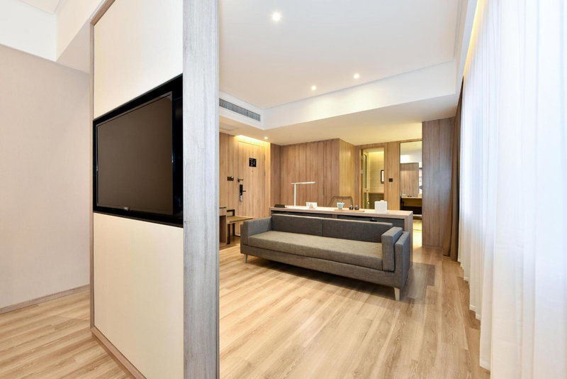 Atour Hotel Dalian Development Zone Jinma Road, Dalian, China