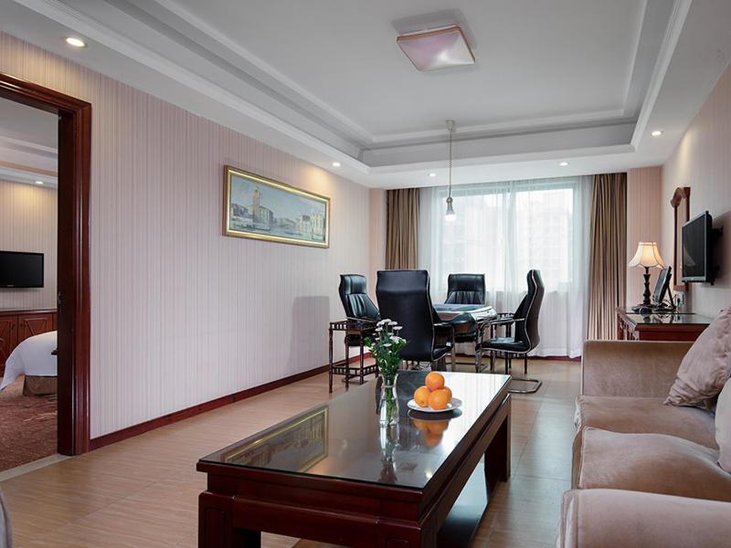 Vienna Hotel Huizhou Zhongxin, China