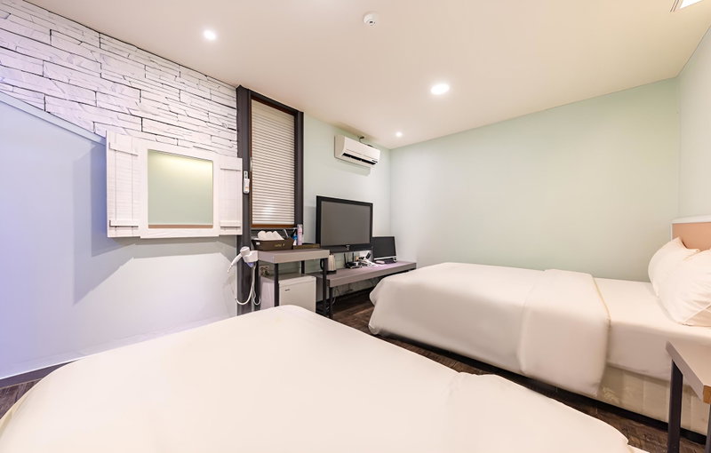 Cheongju Hotel 7, Cheongju, South Korea