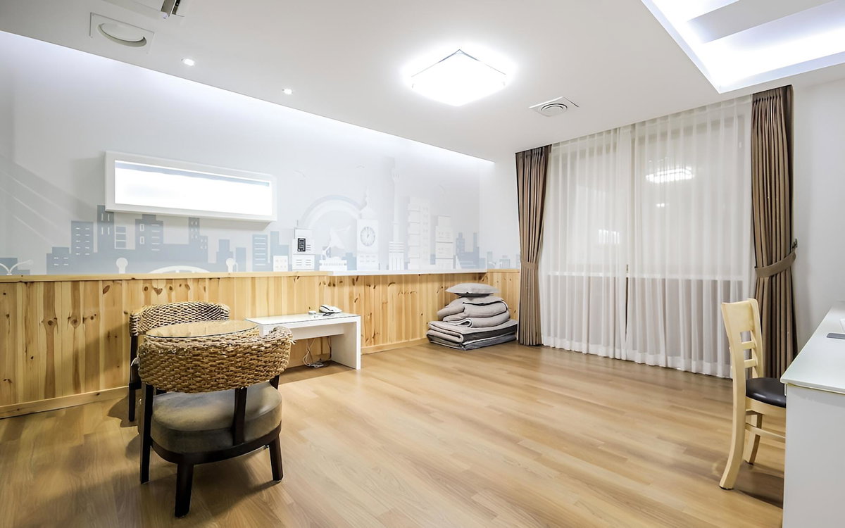 Suncheon Hotel Daily, South Korea