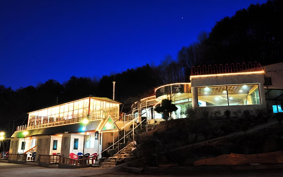 Pocheon Baekgung Garden Pension, South Korea