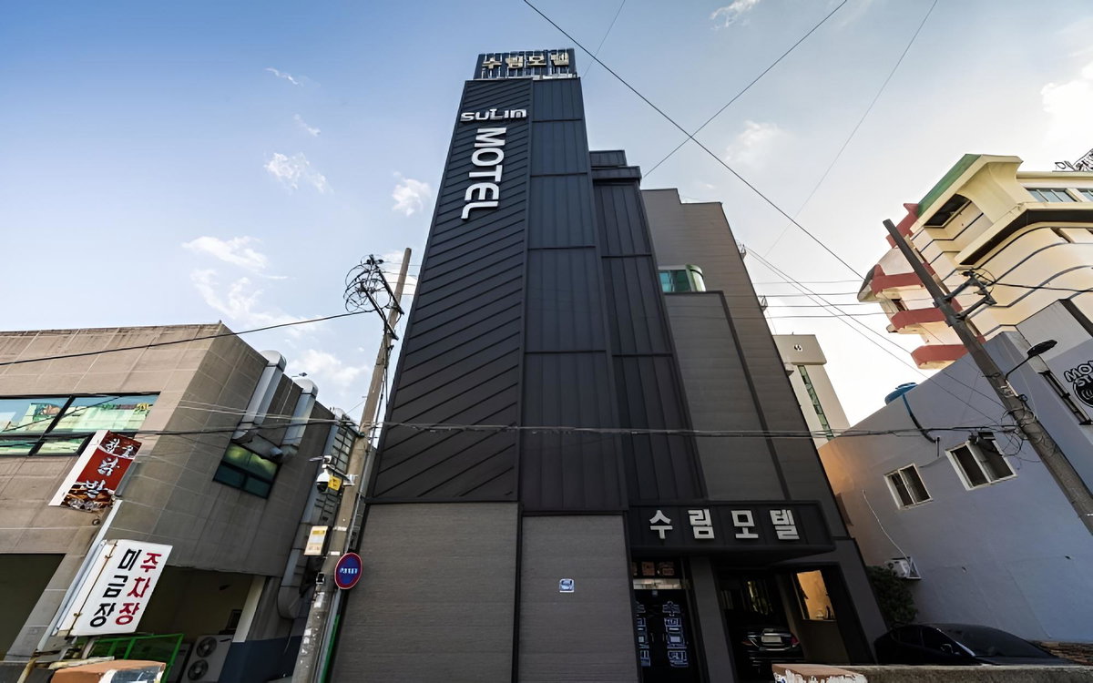 Hotel · Geojedo Gohyeon Surim, Geoje