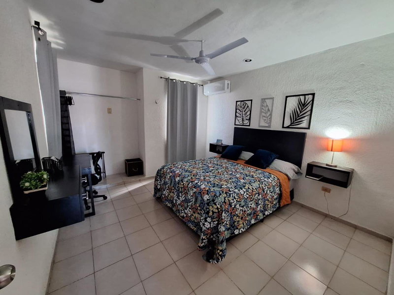 Casa en Puesta del Sol/Excelente Ubicación/2 Hab/Wifi/Netflix/Super comoda, Mérida, Mexico