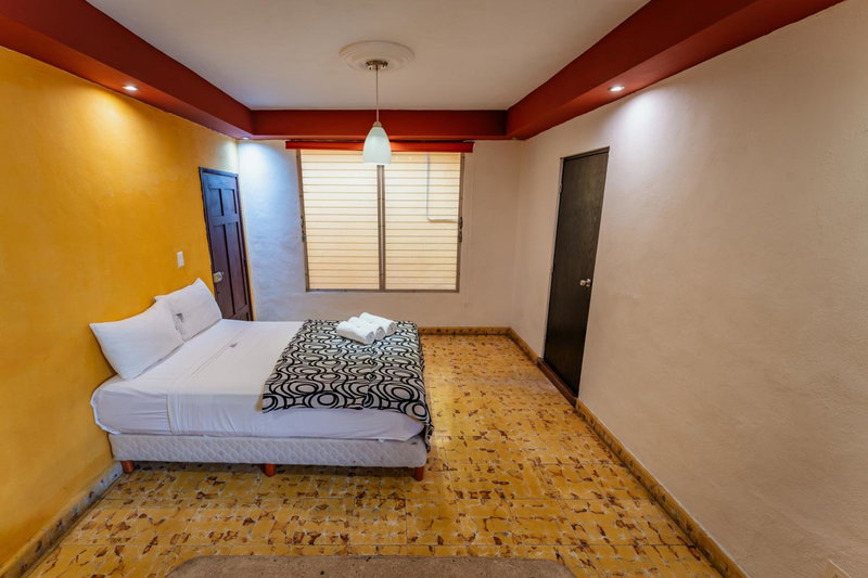 Hotel Santiago, Mérida, Mexico