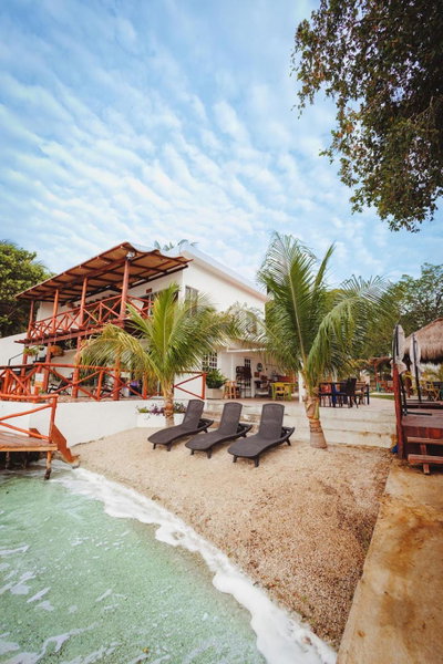 El Búho Lagoon Bacalar, Bacalar, Mexico