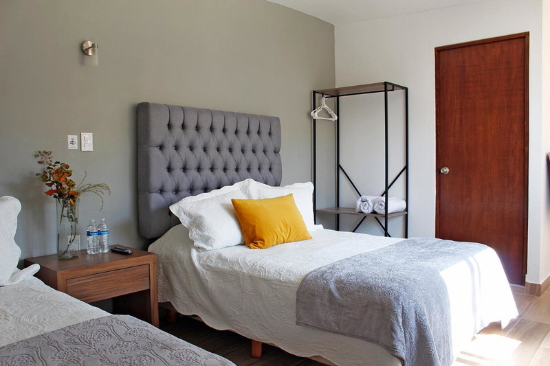 Suites ciento 37, León, Mexico