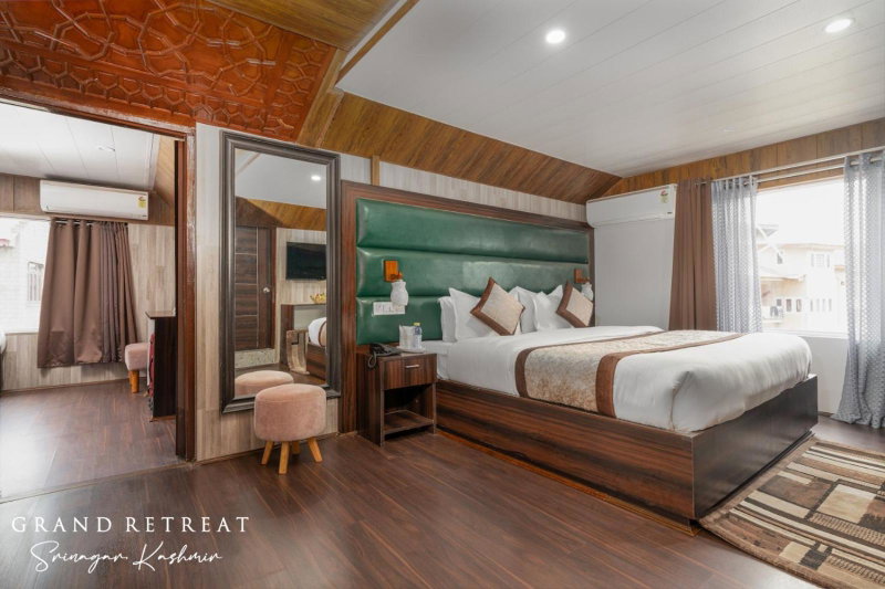 Hotel Iconic Suite Near Delhi IGI Airport, New Delhi, India