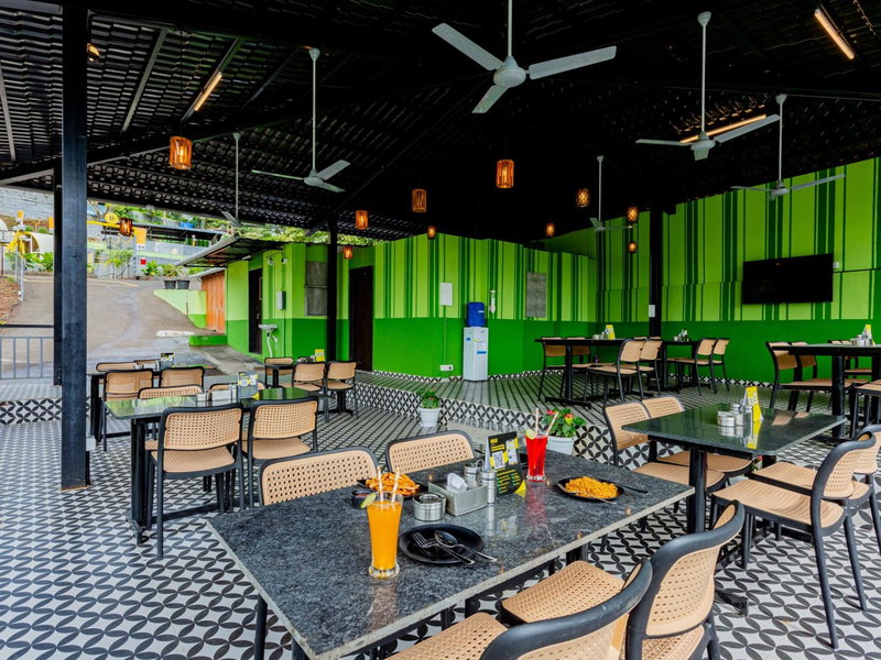The Hosteller Panshet, Lakeview, Welhe, India