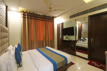 Hotel Mannat international by Mannat, New Delhi, India