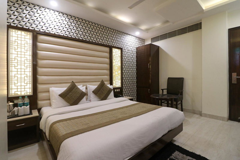 Hotel Mannat international by Mannat, New Delhi, India