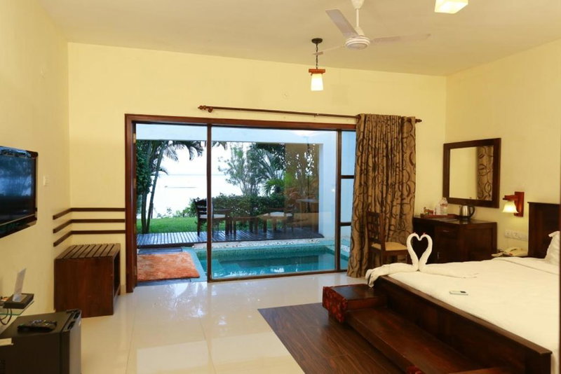 Deshadan Backwater Resort - The best sunrise view, Alleppey, India