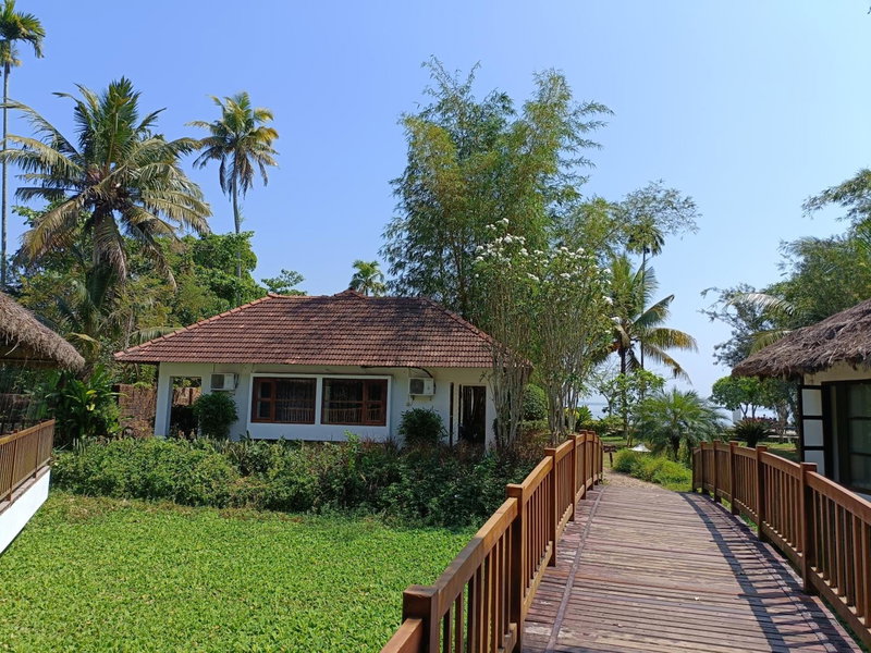 Deshadan Backwater Resort - The best sunrise view, Alleppey, India