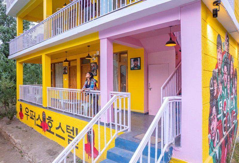 Whoopers Hostel Manali- Squid Game Themed, Manāli, India