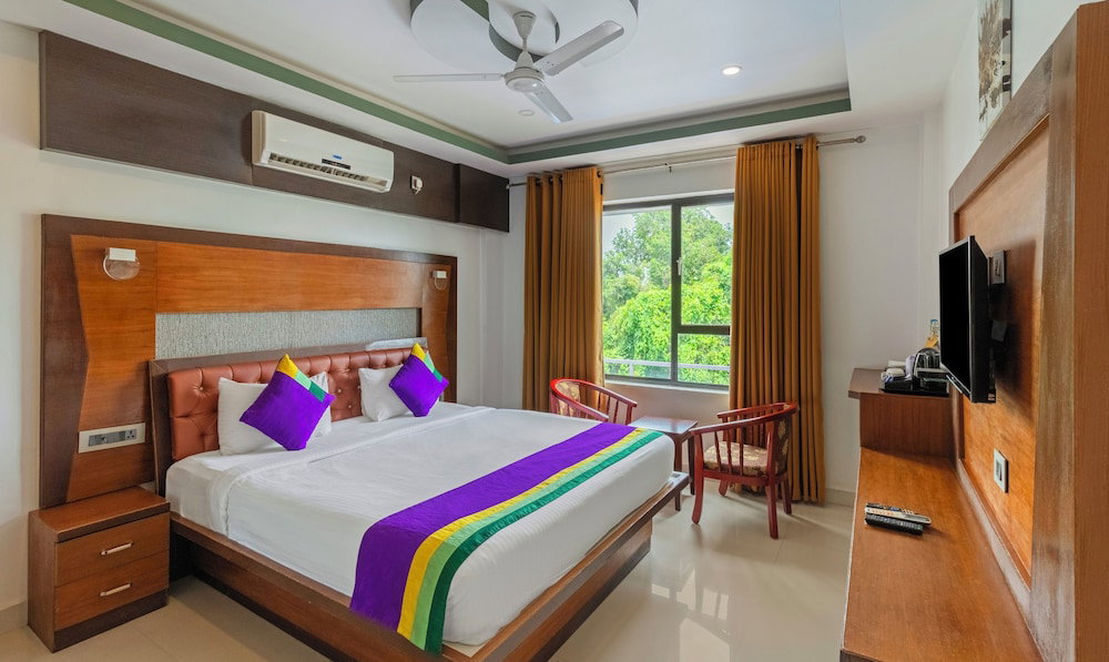 Treebo Premium Palmyra Milford, 2 Km From Alleppey Beach, India