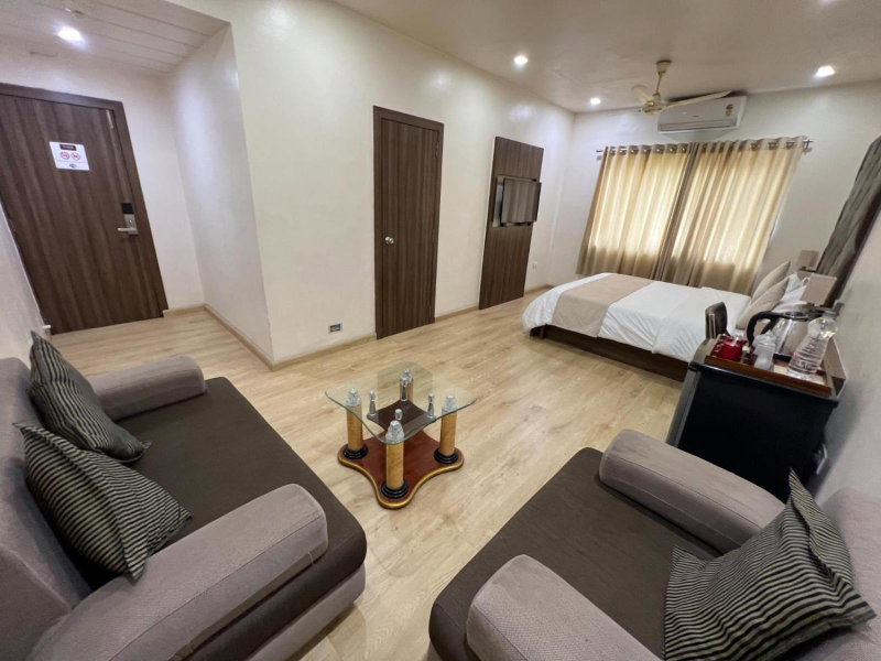 Hotel The Evergrand Palace, Rajkot, India