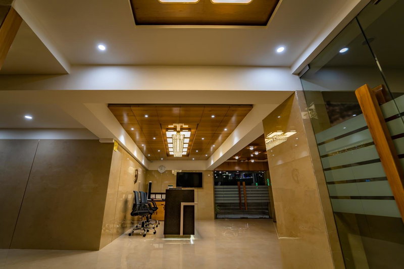 Hotel Pleasant Lake, Ahmedabad, India
