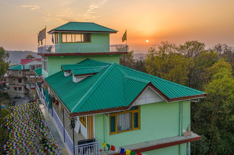 The Trippy Tribe, Bīr, India