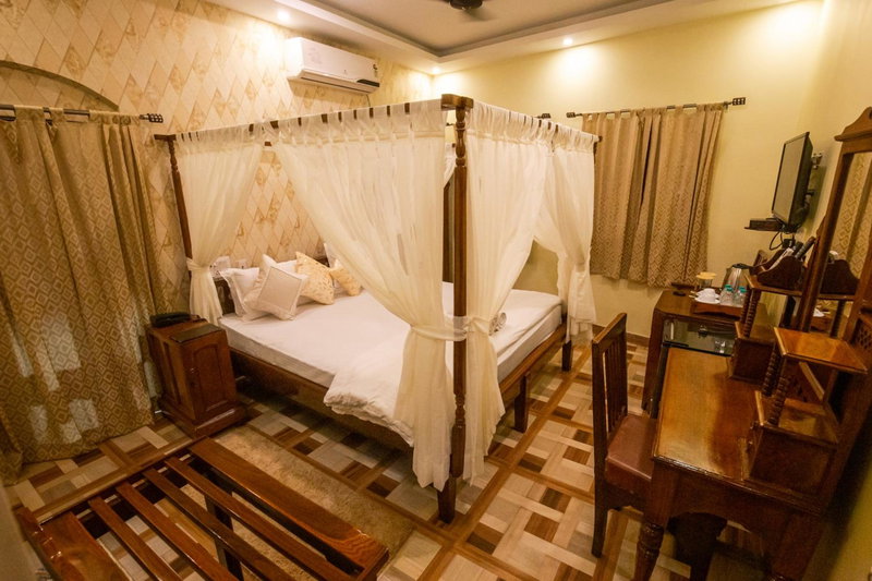 Hotel Cecil, Kolkata, India