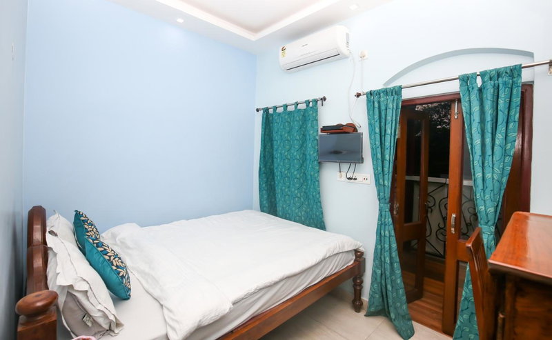 Hotel Cecil, Kolkata, India