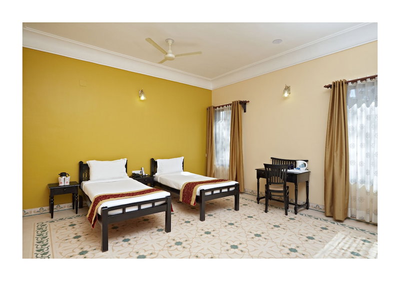 Alwar Bagh Sariska by Aamod, Alwar, India