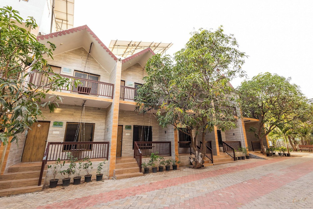 Daksh Resort And Amusement Park, India