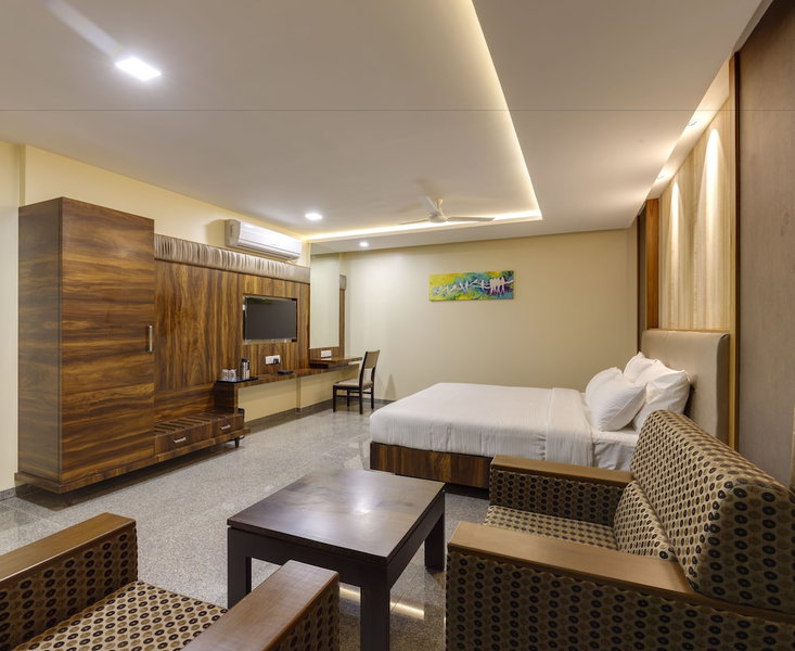 Hotel Silver Oak, Kolhapur, India
